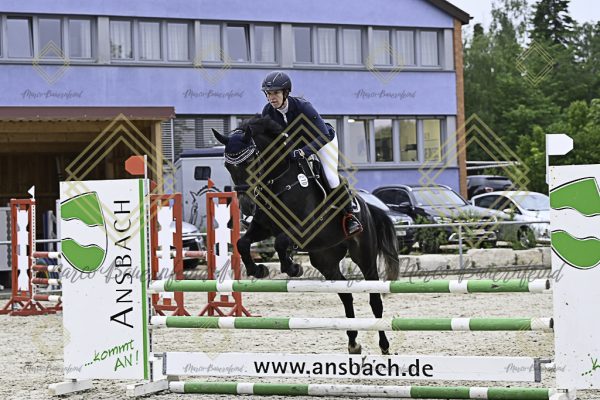 Fränkische Meisterschaft - Prüfung 20, Springpr.Kl.A** - Image 104